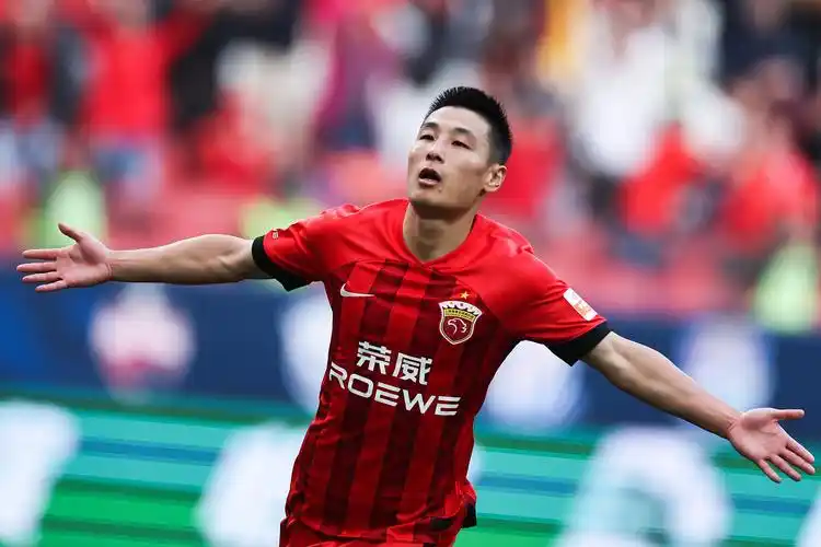 中超综合|十人海港击退深圳 亚泰读秒绝杀大连人