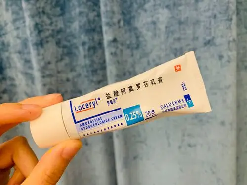 人被传染猫癣之最好用的猫癣药!