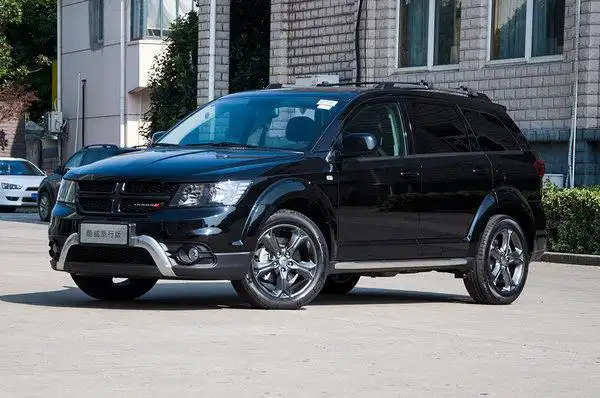 实拍2014款道奇酷威旅行版 十足旅行用车
