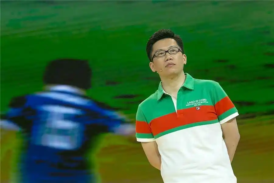 洪刚"我要说球"激情解说希腊十一"斯"阵