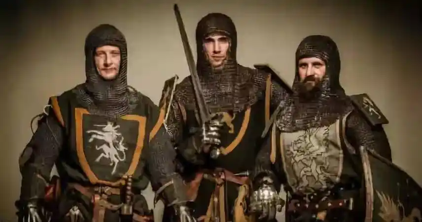 城堡太多,骑士磨洋工!