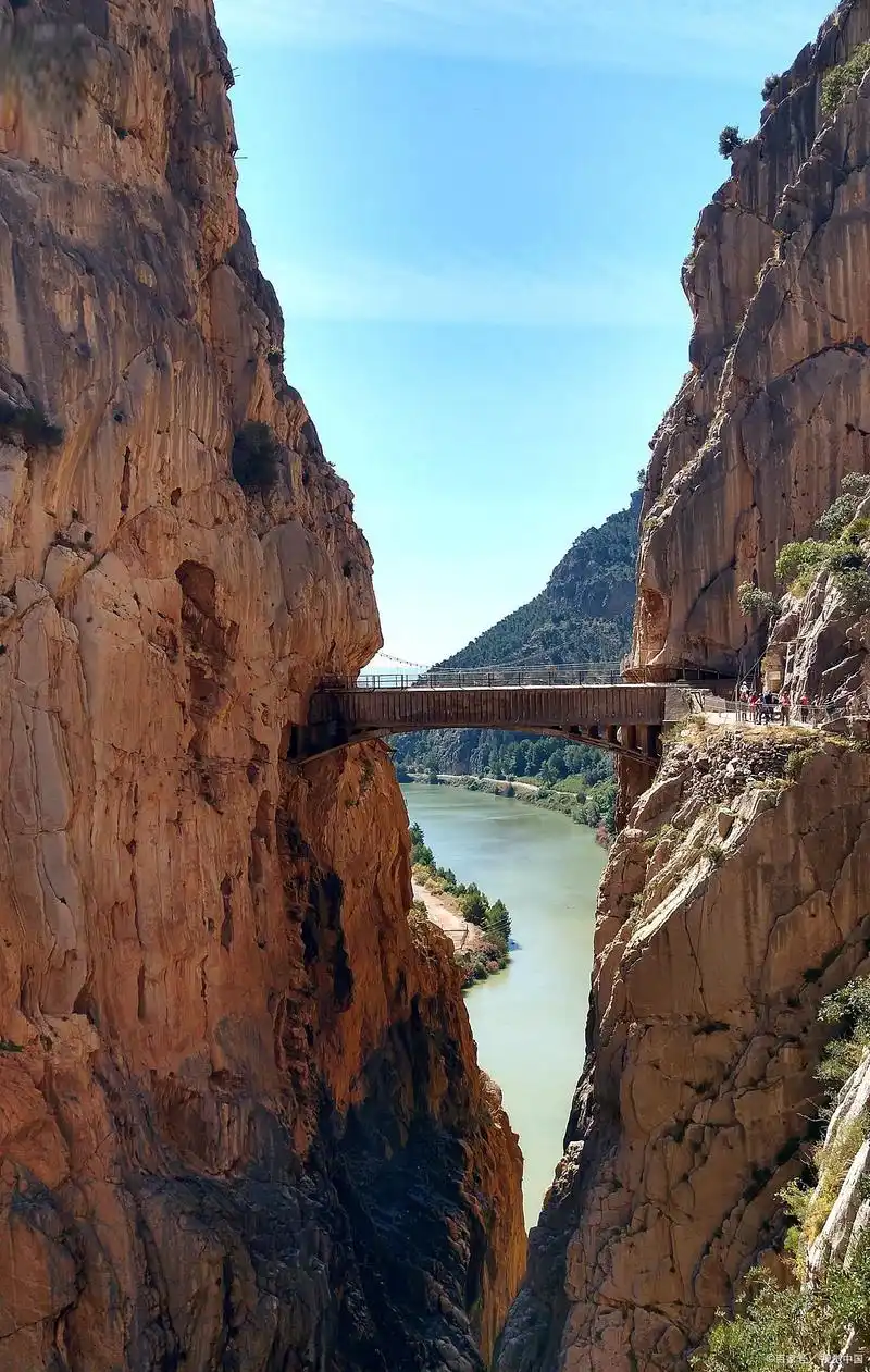 河北张家口桑干河大峡谷旅游区 河北省张家口桑干河大峡谷旅游区位于