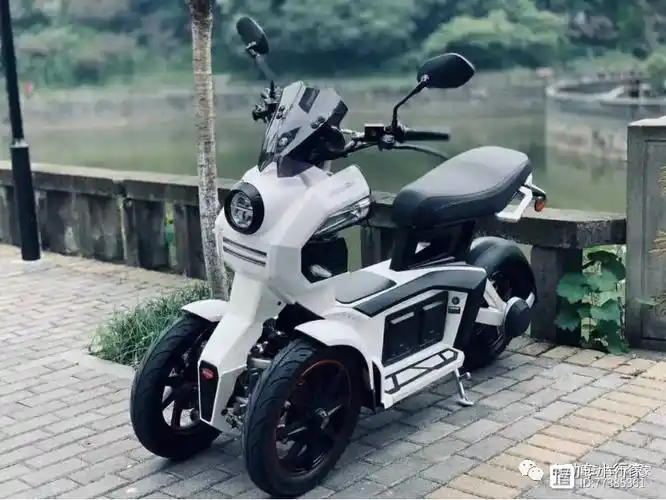 2款不倒翁电动三轮车,续航100公里,骑行不会翻,代步接娃更安全