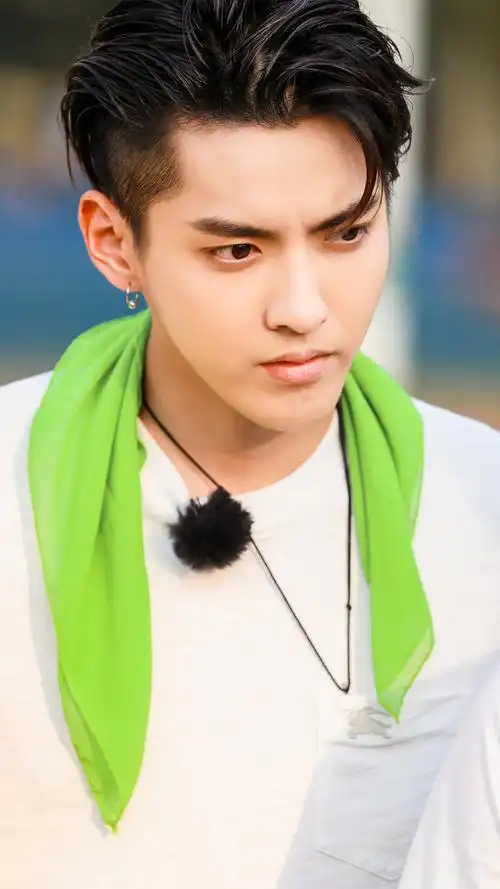 长腿男神吴亦凡帅气图片 吴亦凡图片,明星,吴亦凡,长腿,高清,帅气