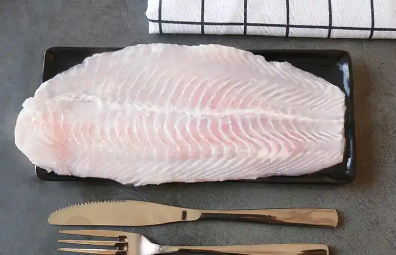 新鲜巴沙鱼免邮冷冻海鲜巴沙鱼整条片比龙利鱼柳好无刺海鱼肉鱼柳