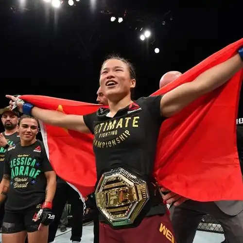 亚洲首位ufc(终极格斗冠军赛)世界冠军,中国mma(综合格斗)女将张伟丽