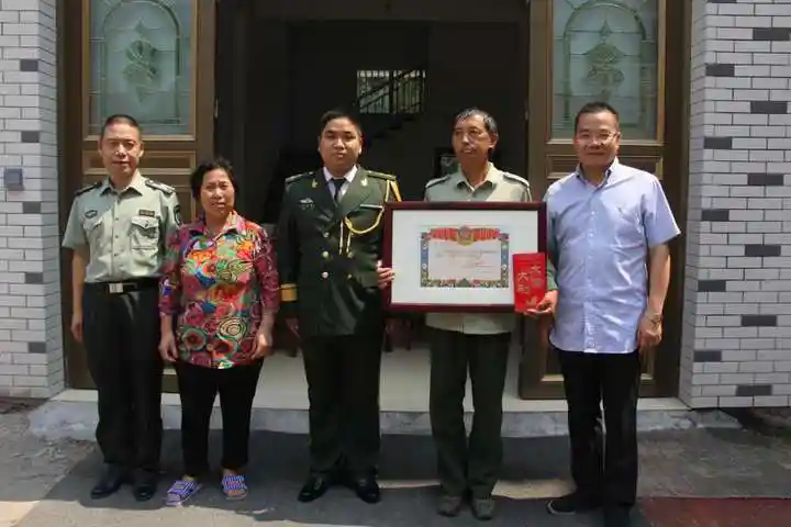 东阳籍军官好样的 三人荣立二等功