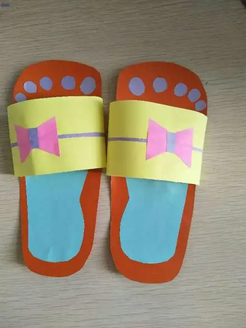 手工制作:纸拖鞋