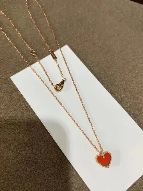 梵克雅宝小爱心项链最好戴的爱心系列