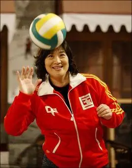 1986年第10届捷克斯洛伐克世界女排锦标赛获得冠军,教练:张蓉芳,郎平