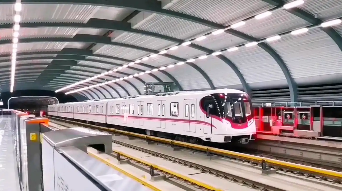 号天拍地,号天拍地是成语吗