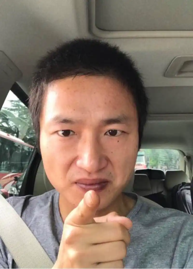 著名歌手李志,连夜驱车1400公里打官司!