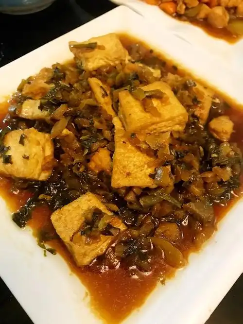 最man的厨娘做的豆腐烧咸菜