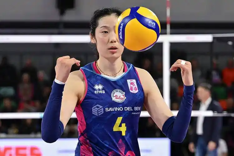 原创回归朱婷千字言论表态度郎平鼓励为国征战全力征战巴黎奥运