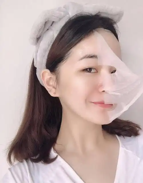 建议女人:敷面膜时,要避免"这4点",不然"无效"还"伤脸"