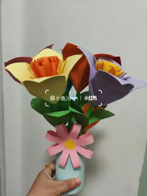 教师节花束手工折纸百合花