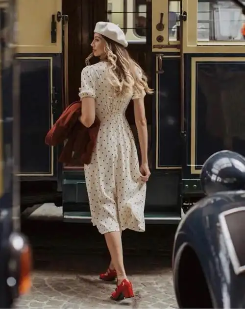 玛丽珍鞋这么美春天怎么能不穿它