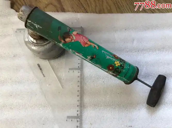 解放后老铝喷雾器杀虫喷器品如图