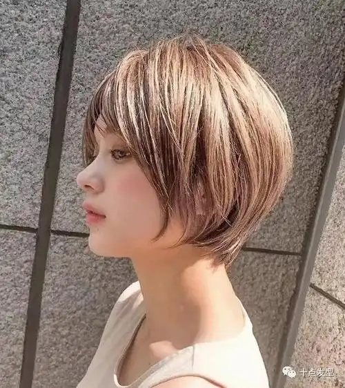 2021年换一款脱单齐耳短发