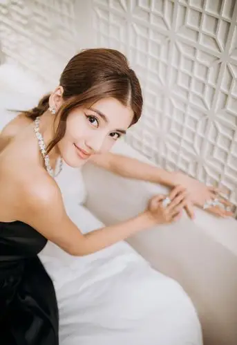 吴千语性感优雅写真图片210