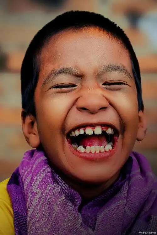 孩子咬手指会导致龅牙吗?孩子出现双排牙怎么办?