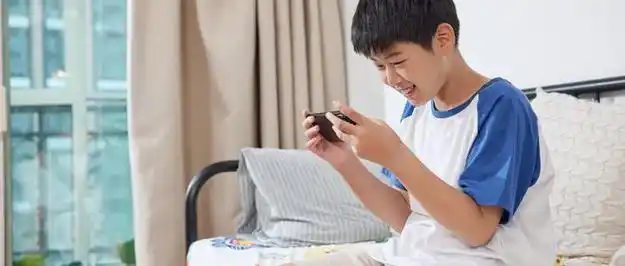 智和家庭教育指导师教你怎样让孩子不再"沉迷手机"!