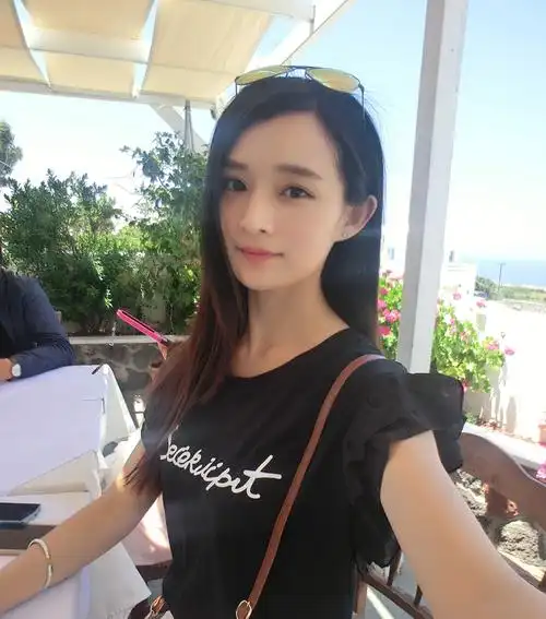 2895-美女照片套图_微商图片手机自拍高清美女生活照真实清纯妹子0