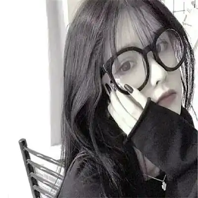 戴眼镜女生头像高冷御姐 唯美戴眼镜微信头像女