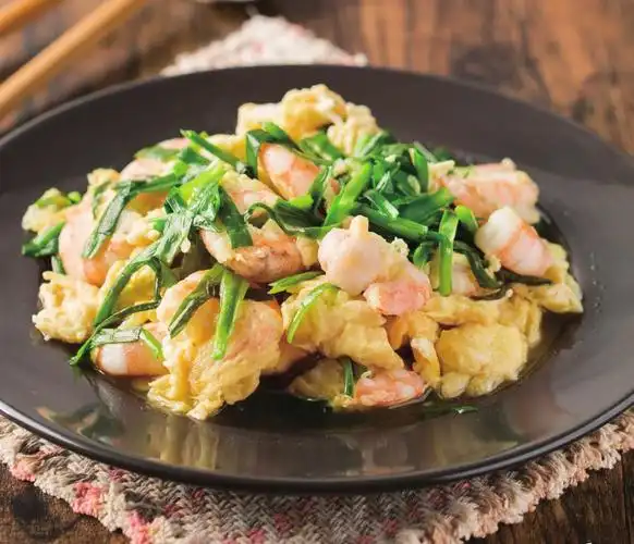 鸡蛋别炒西红柿了,滑嫩鲜香的新做法在这,搭配它营养翻倍|虾仁|韭菜