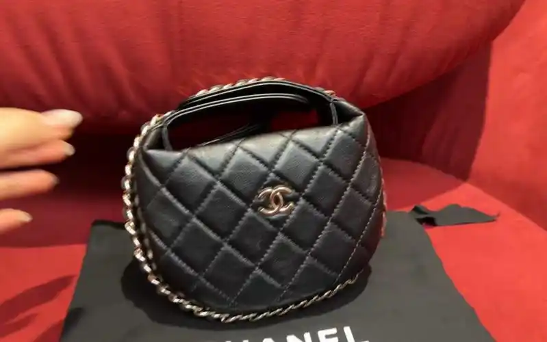 chanel香奈儿包包 23c新款 黑色月牙手拿包手提拎包 超级漂亮