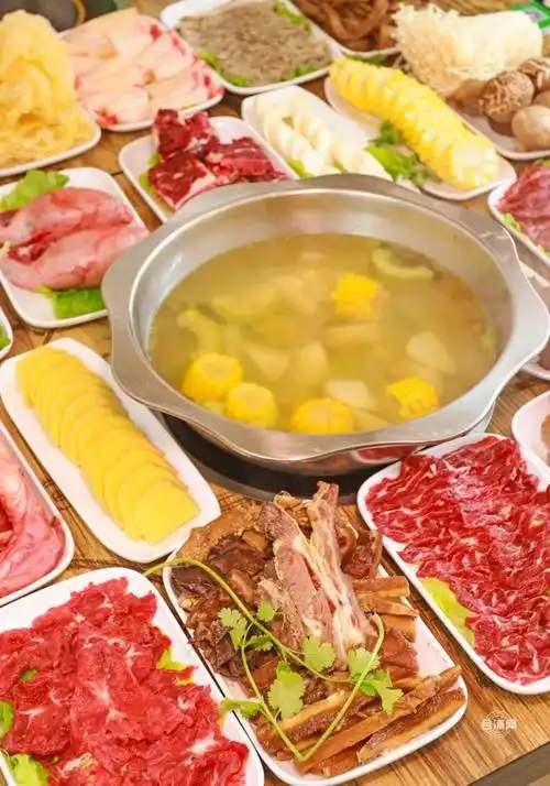 她把真正的潮汕牛肉火锅带到了红旗村!