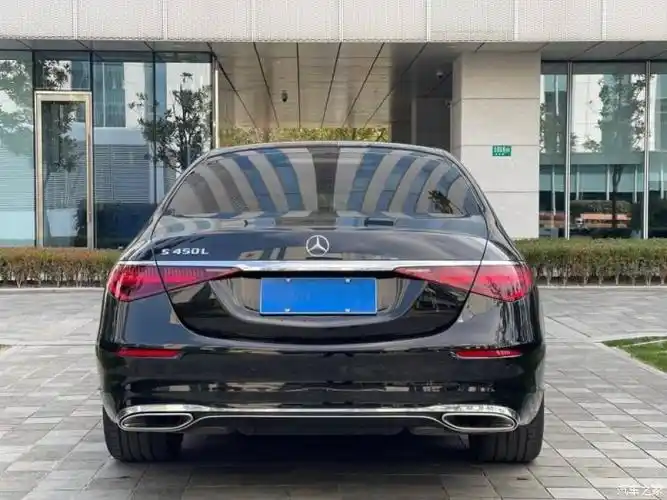 出一台2021年450l奔驰s级车况精品