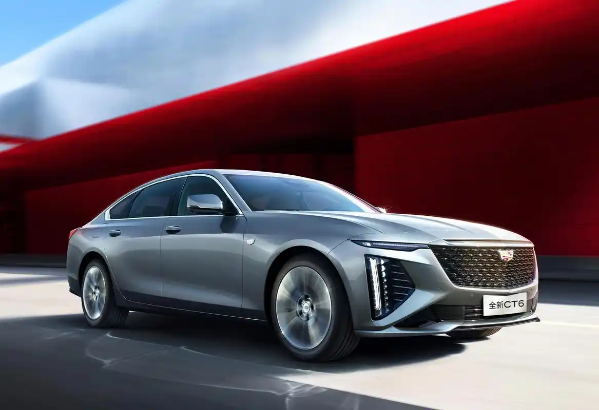 全新凯迪拉克ct6正式上市,内饰变化明显,动力系统太过单一