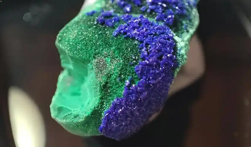 神奇的矿物颜料---孔雀石,蓝铜矿