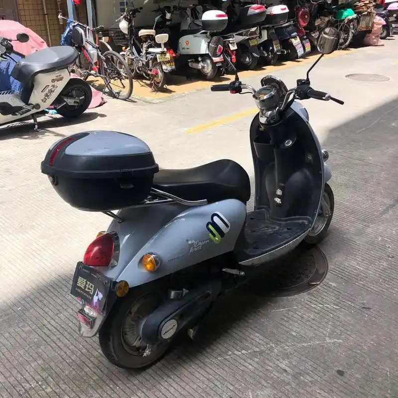 9成9新!爱玛小龟电动车!续航50公里! 骑行一个多月!现在把车出了!