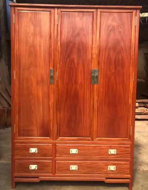 南美花梨中式衣柜,165×58×240高,用料跟大果紫檀规格级别一致,性价
