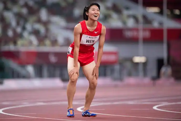 田径——女子200米t37级:文晓燕破世界纪录夺冠