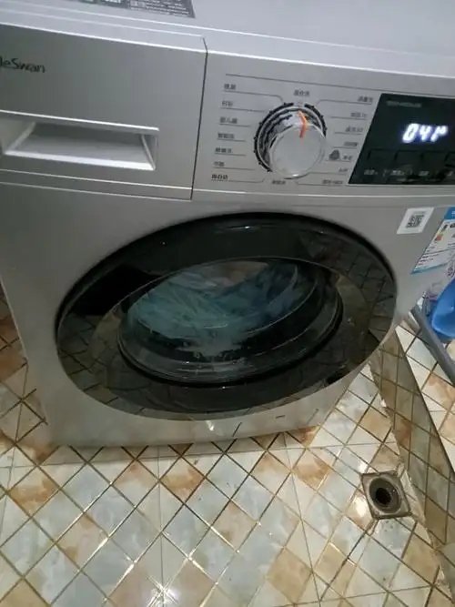 小天鹅滚筒洗衣机怎么样 洗的非常干净,安装师傅很好,声..._什么值得
