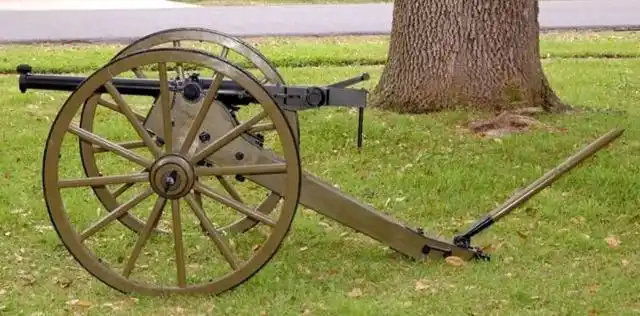 160年前的威廉姆斯速射炮,每分钟20发的射速让步兵逃无可逃