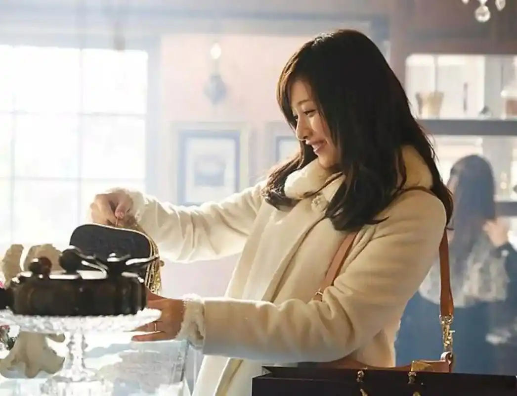 好嫁风盛行恋爱市场的自我营销法则