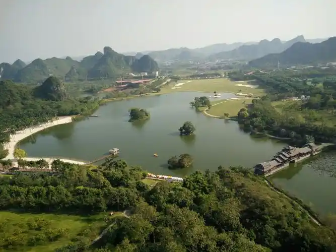 武鸣区花花大世界好玩吗,武鸣区花花大世界景点怎么样_点评_评价