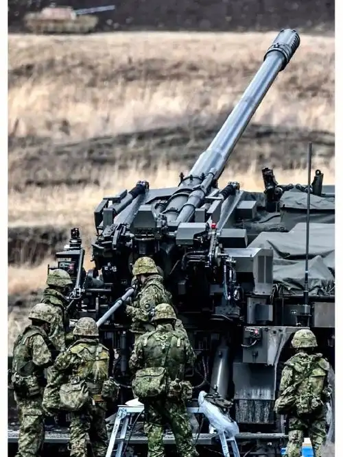 小日本19式155mm自行榴弹炮