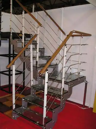 供应上海钢木楼梯价格