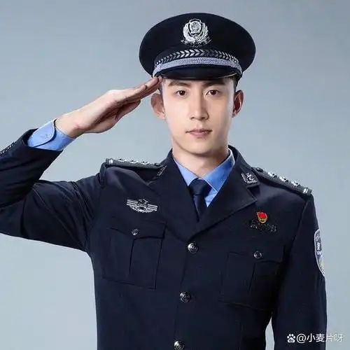 谁才是你心中的军装男神?