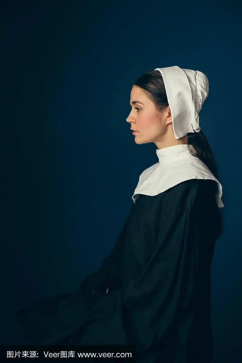 中世纪的年轻修女