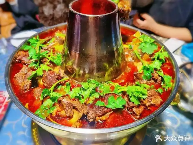 牛排土火锅图片