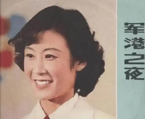 苏小明事业当红选择去留学嫁给法国厨师48岁转型当演员