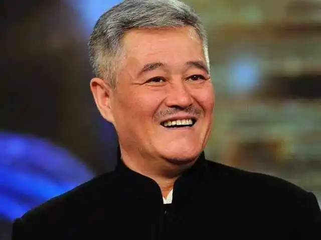 赵本山公开表示不管谁到了沈阳都是我的客人有啥需求尽管提