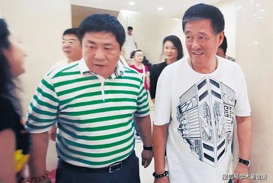 这一年,刘流的女儿刘笑歌出嫁.丈夫是鹤岗首富之子.