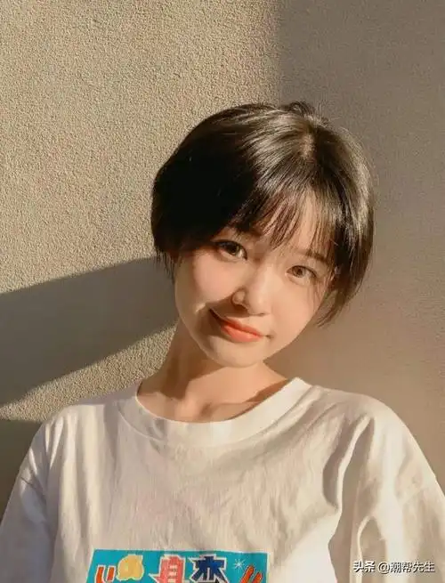 10款适合圆脸的短发(10款适合圆脸的短发学生)